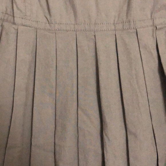 Gap size 0 pleated dress - Picture 2 of 7